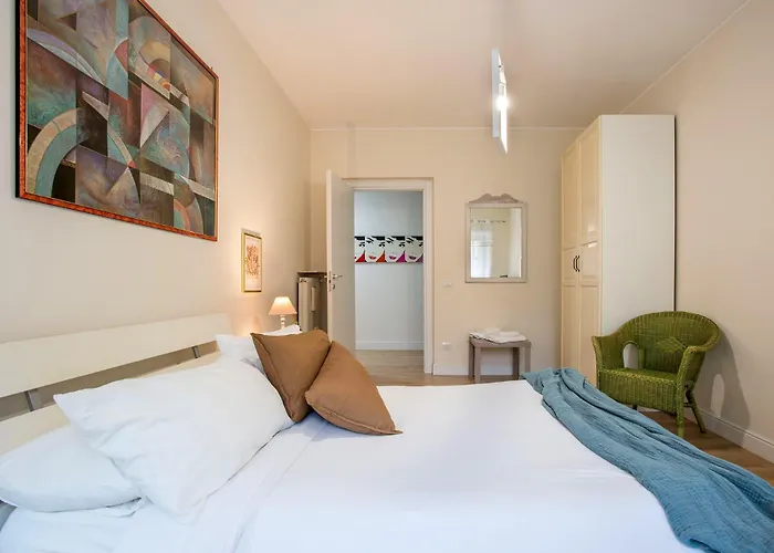 Moderno Tuscolana 2 Bdr And Living Metro A *