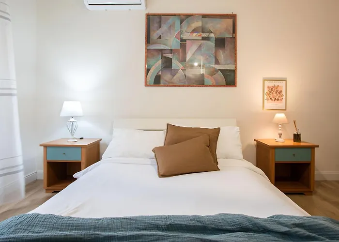 Moderno Tuscolana 2 Bdr And Living Metro A *